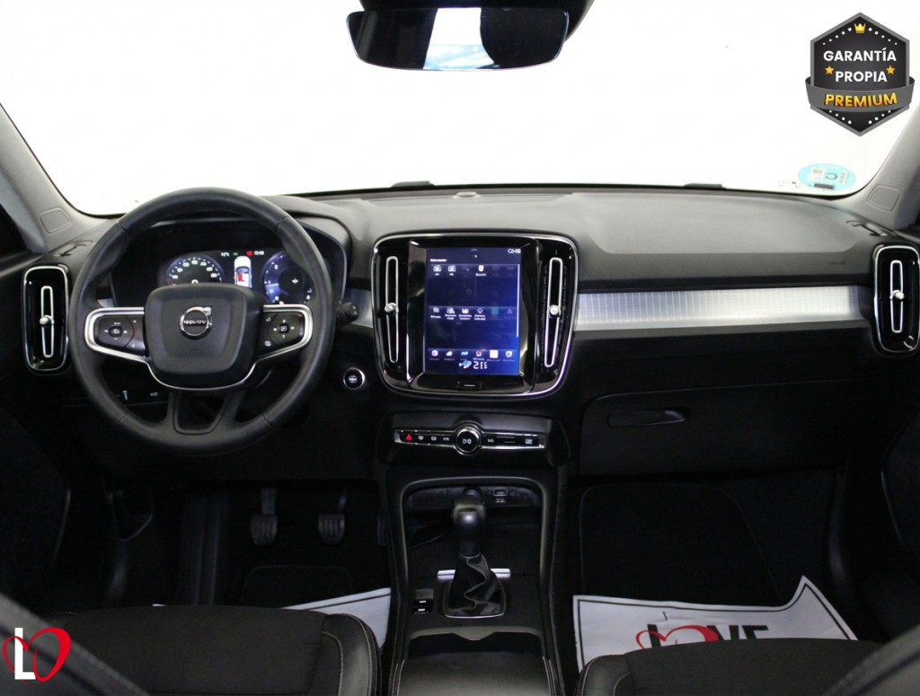 VOLVO XC 40 D3 BUSINESS PLUS + TECHO 150 de segunda mano