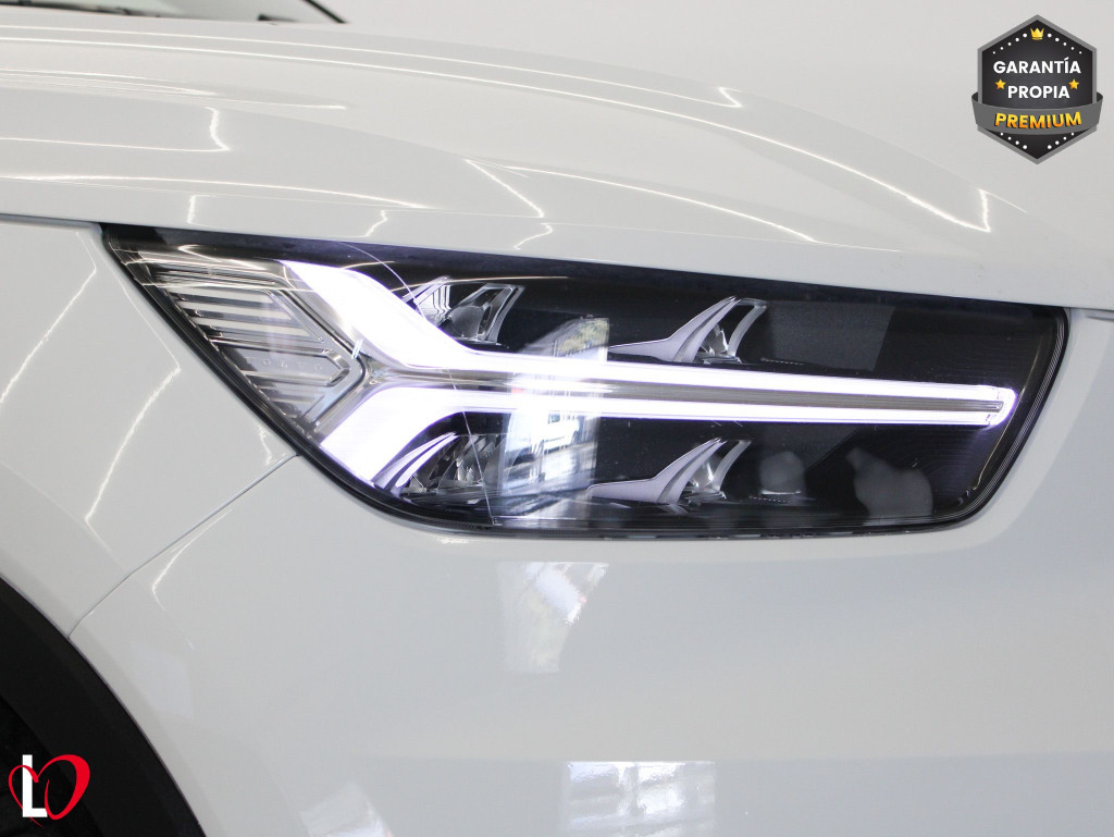 VOLVO XC 40 D3 BUSINESS PLUS + TECHO 150 de segunda mano