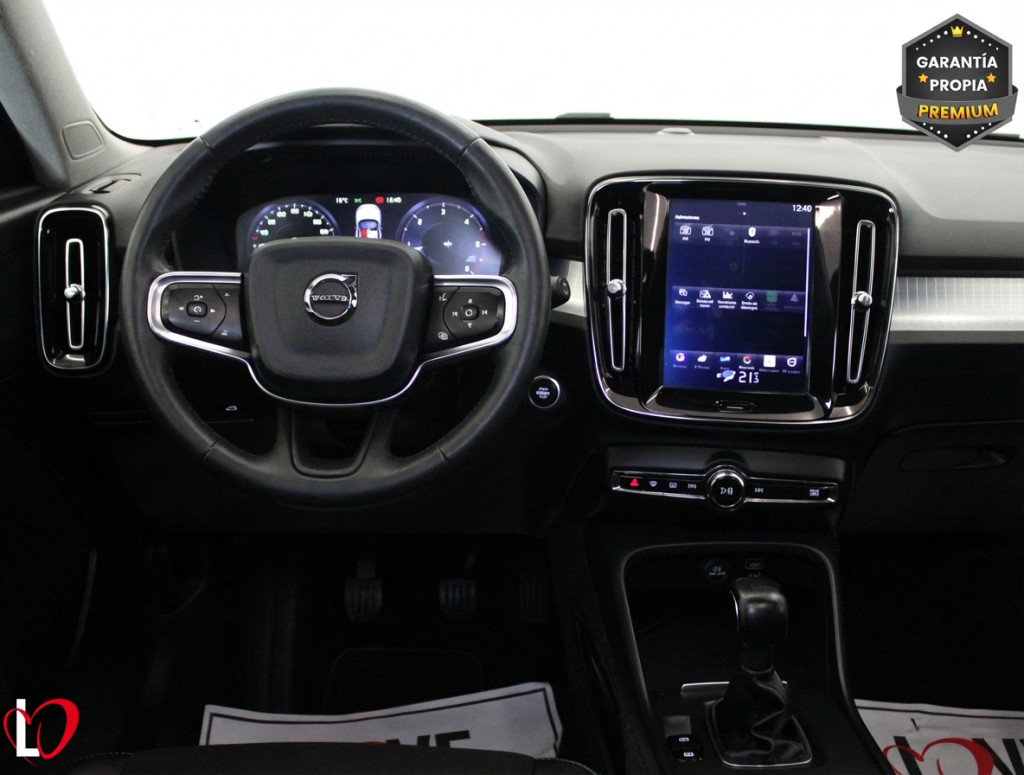 VOLVO XC 40 D3 BUSINESS PLUS + TECHO 150 de segunda mano