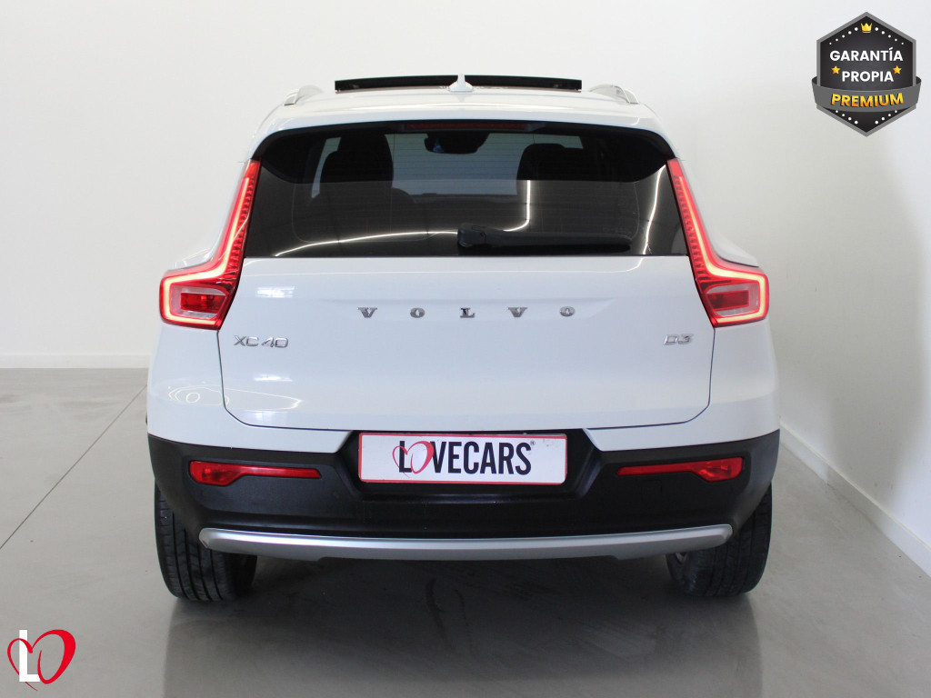 VOLVO XC 40 D3 BUSINESS PLUS + TECHO 150 de segunda mano