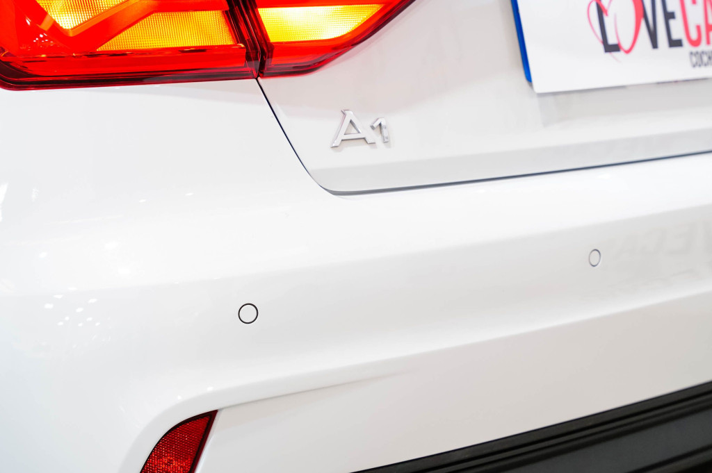 AUDI A1 SPORTBACK 1.0 TSI BASIC 115