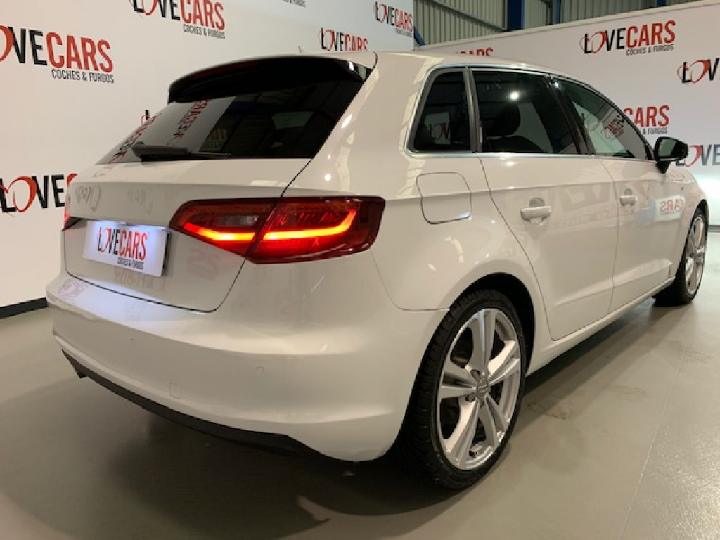 AUDI A3 SPORTBACK 2.0 TDI S LINE TRONIC DPF  de segunda mano