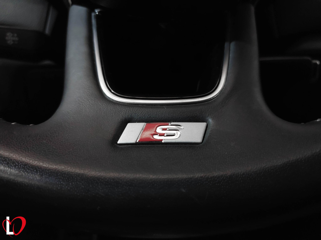 AUDI A3 SPORTBACK 30 TDI S LINE 116