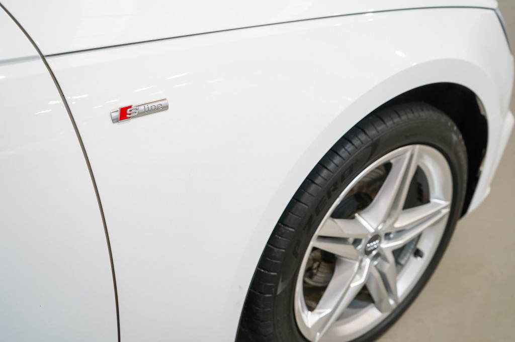AUDI A4 AVANT 2.0 TDI  S-LINE ULTRA 150