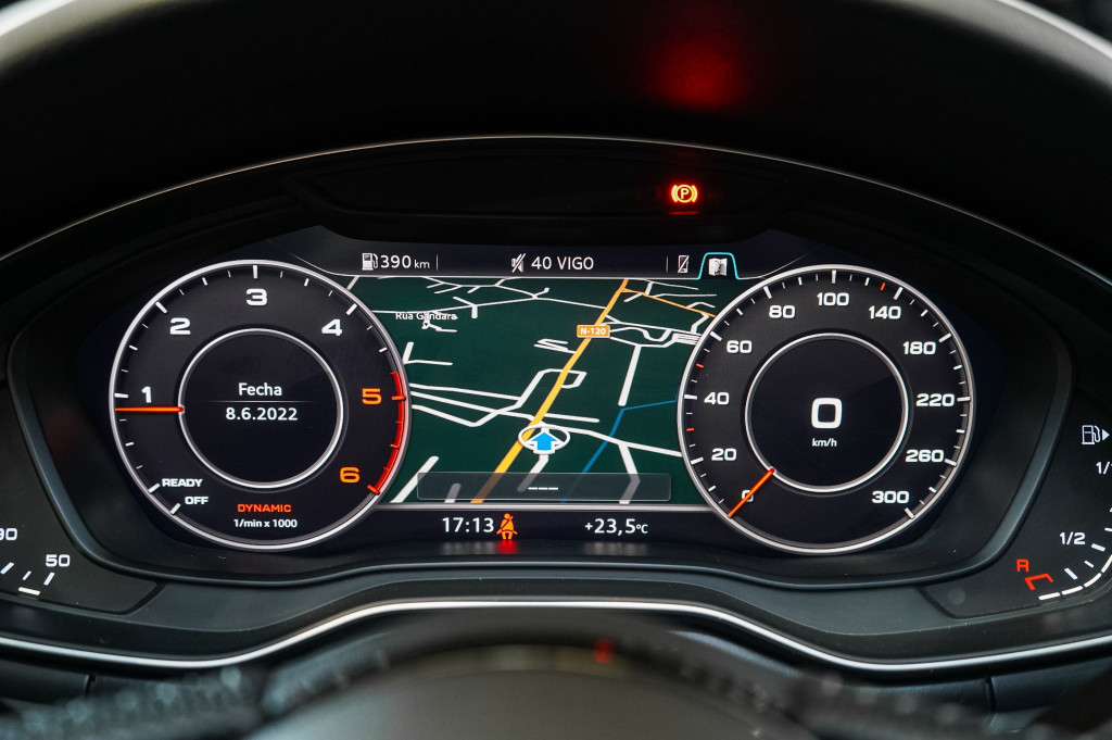 AUDI A4 AVANT 2.0 TDI  S-LINE ULTRA 150
