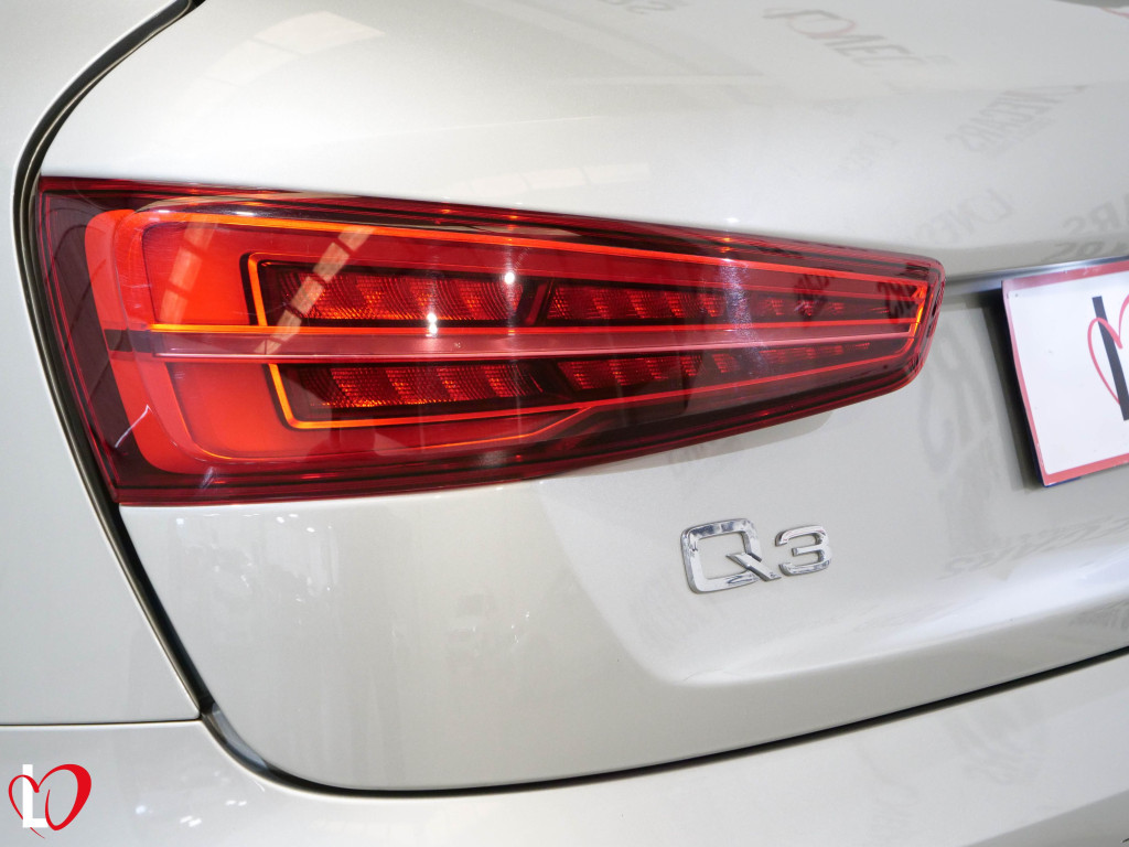 AUDI Q3 2.0 TDI SPORT TECHO 150
