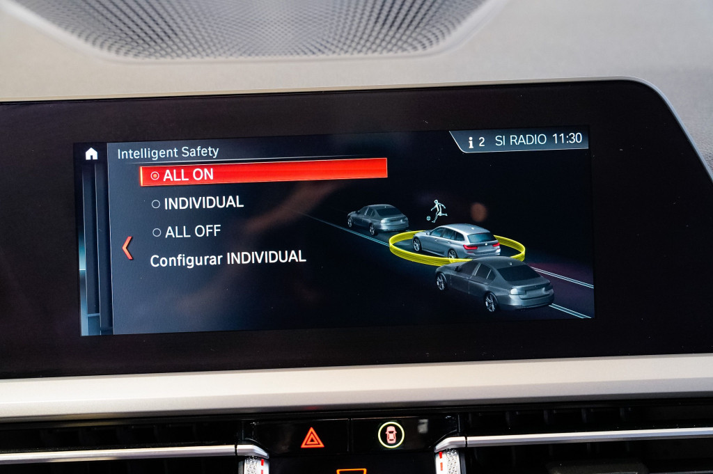BMW SERIE 3 NUEVO 318D AUTOM TOURING