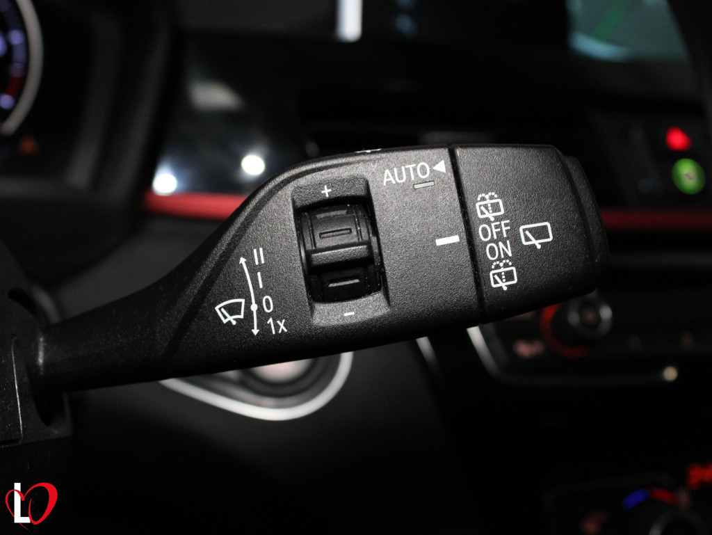 BMW X1 18D S DRIVE X LINE TECHO 150