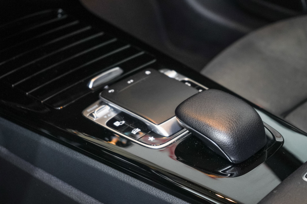 MERCEDES CLASE A 220 D AUTOM. AMG TECHO 190