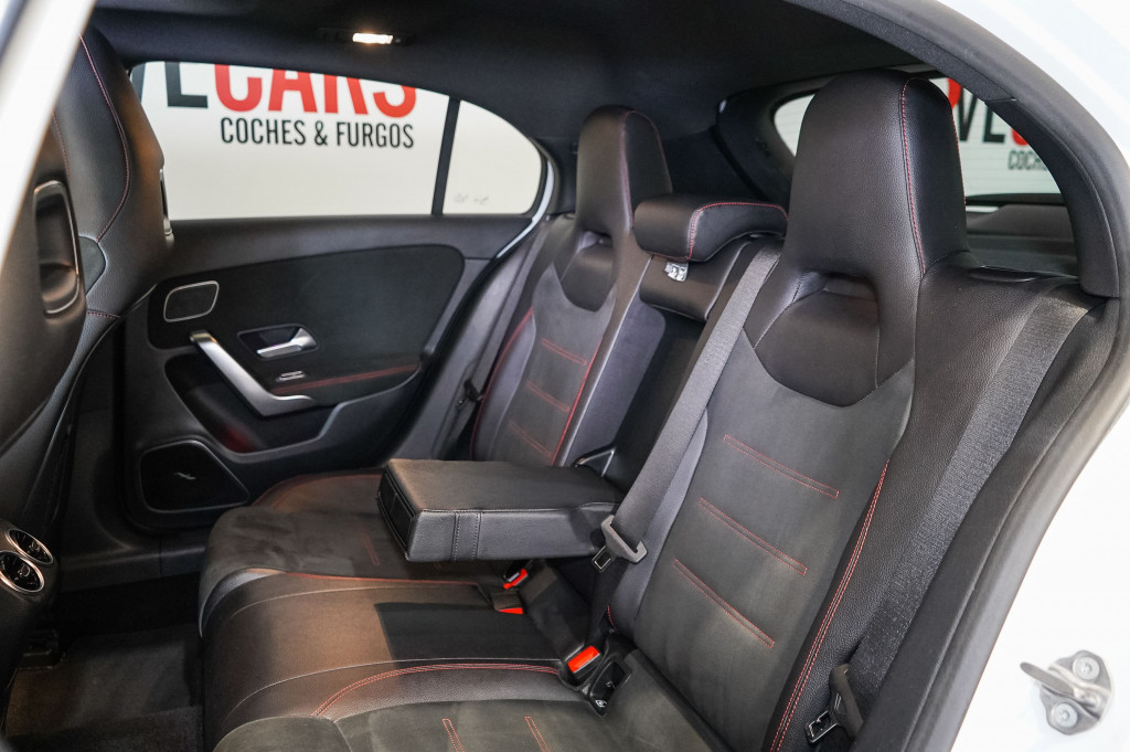 MERCEDES CLASE A 220 D AUTOM. AMG TECHO 190