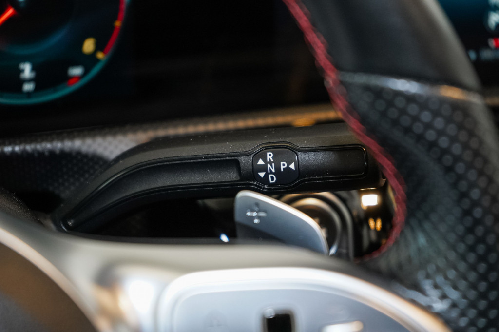 MERCEDES CLASE A 220 D AUTOM. AMG TECHO 190