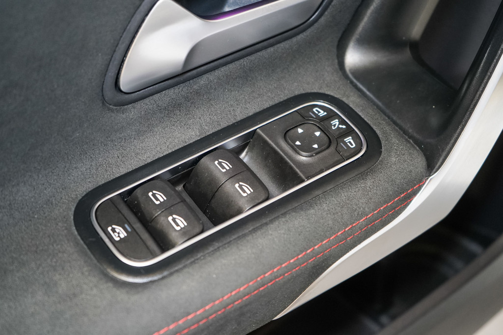 MERCEDES CLASE A 220 D AUTOM. AMG TECHO 190