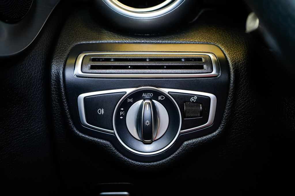 MERCEDES CLASE C C 220 COUPE AMG 170