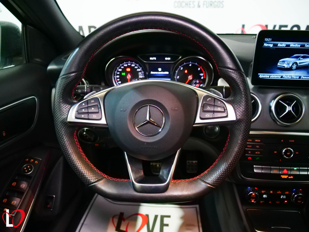 MERCEDES GLA 200 D AUTOMÁTICO AMG 136