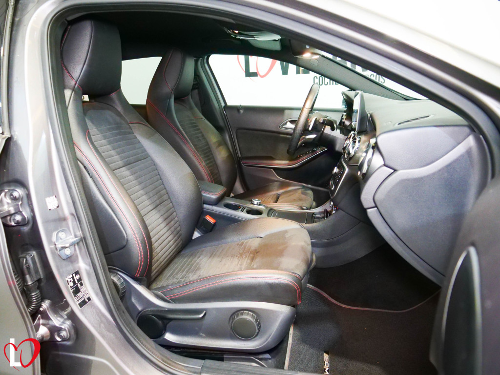 MERCEDES GLA 200 D AUTOMÁTICO AMG 136