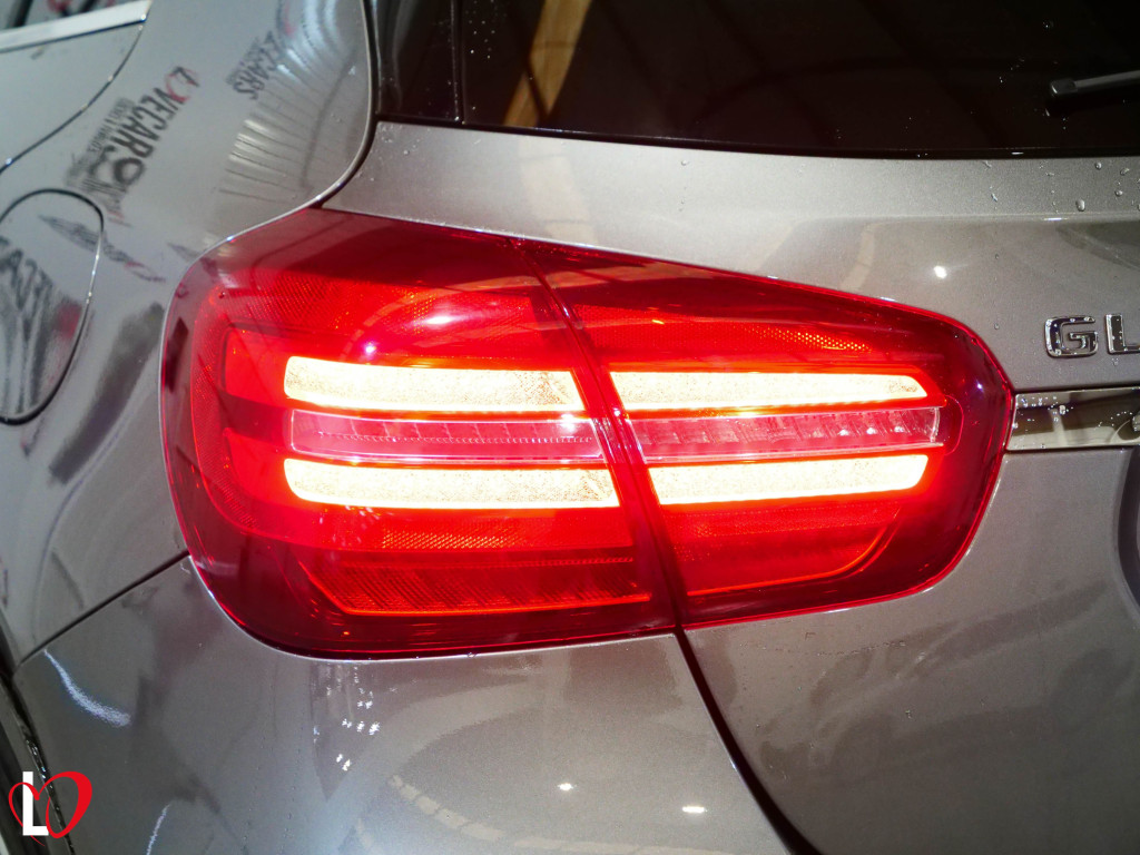 MERCEDES GLA 200 D AUTOMÁTICO AMG 136