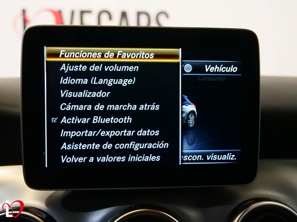 MERCEDES GLA 200 D AUTOMÁTICO AMG 136
