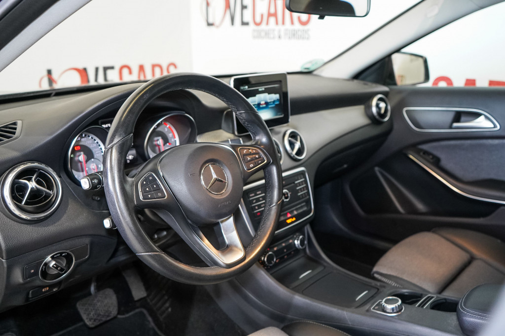 MERCEDES GLA 220 CDI 177 AUTOM.