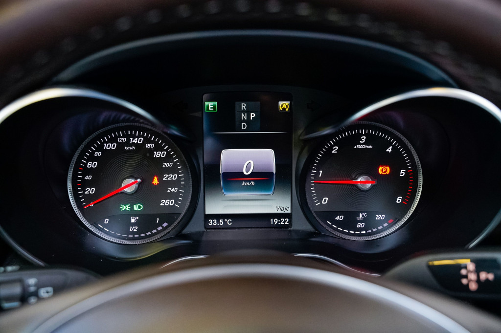 MERCEDES GLC 220 D FASCINATION 4MATIC TECHO 170