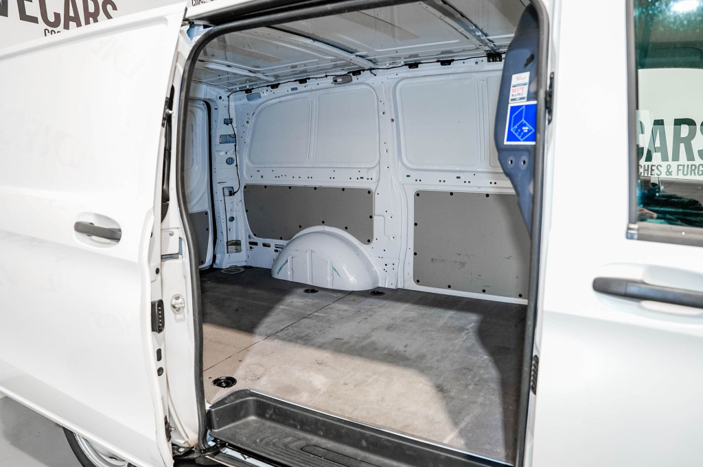 MERCEDES VITO 111 CDI FURGON LARGO 114