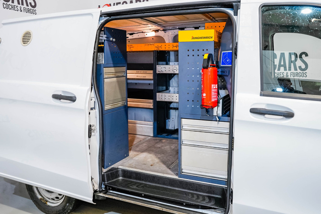 MERCEDES VITO 111 CDI FURGON LARGO TALLER 114