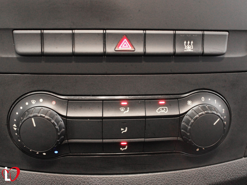 MERCEDES VITO 111 CDI FURGON LARGO TALLER 114