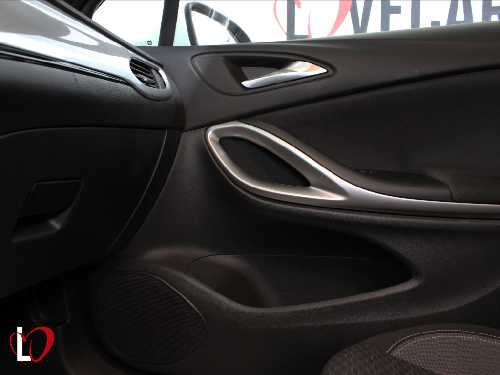 OPEL ASTRA 1.5 D GS LINE 6 VEL 105
