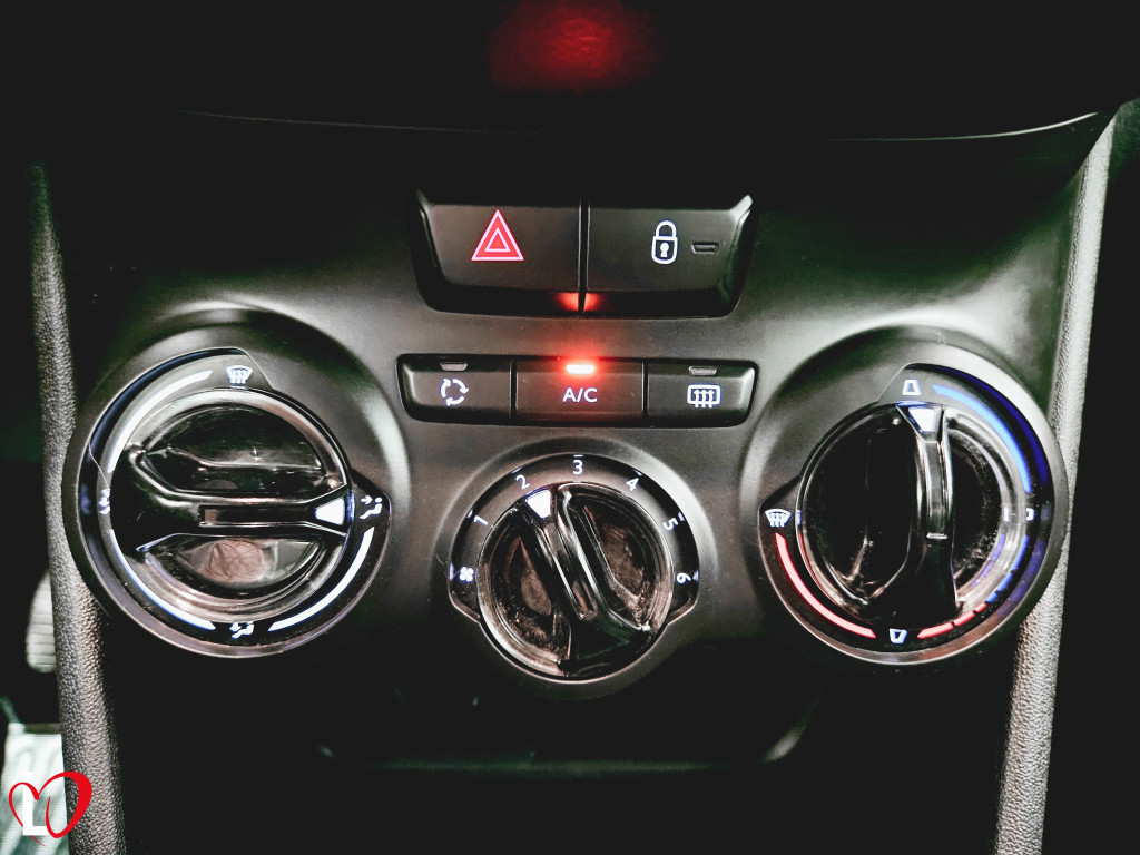 PEUGEOT 208 1.6 BlueHDI ACTIVE 75
