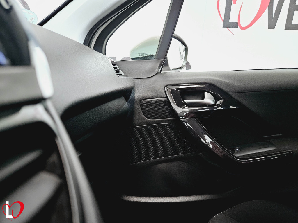 PEUGEOT 208 1.6 BlueHDI ACTIVE 75