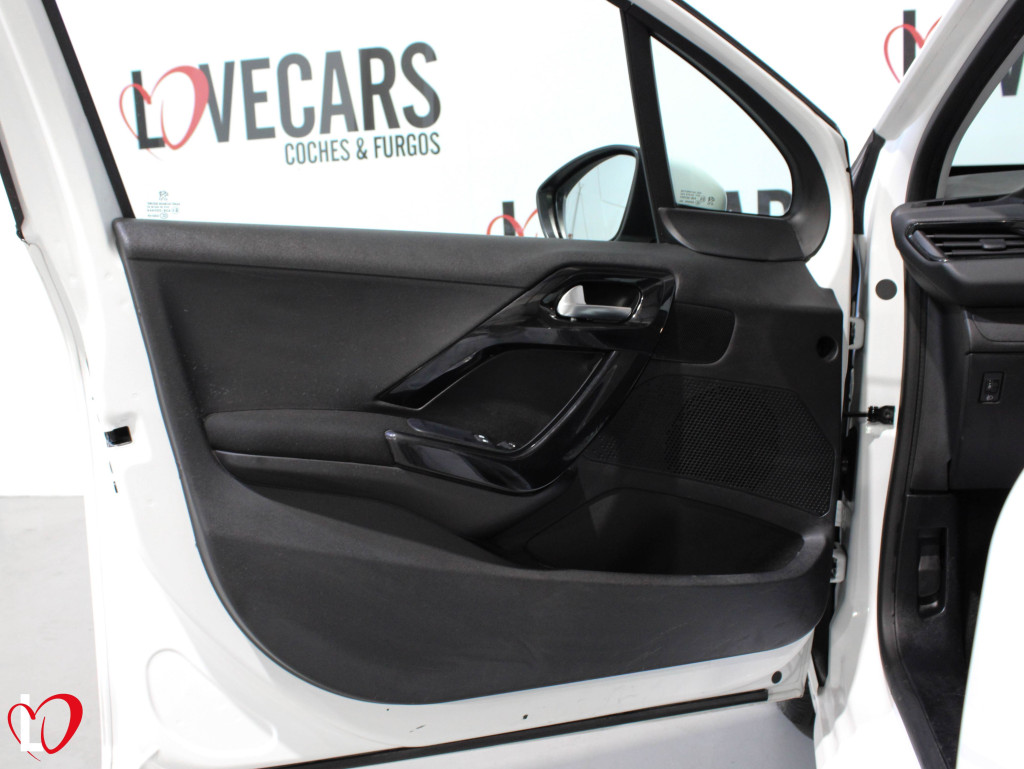 PEUGEOT 208 1.6 BlueHDI ACTIVE 75