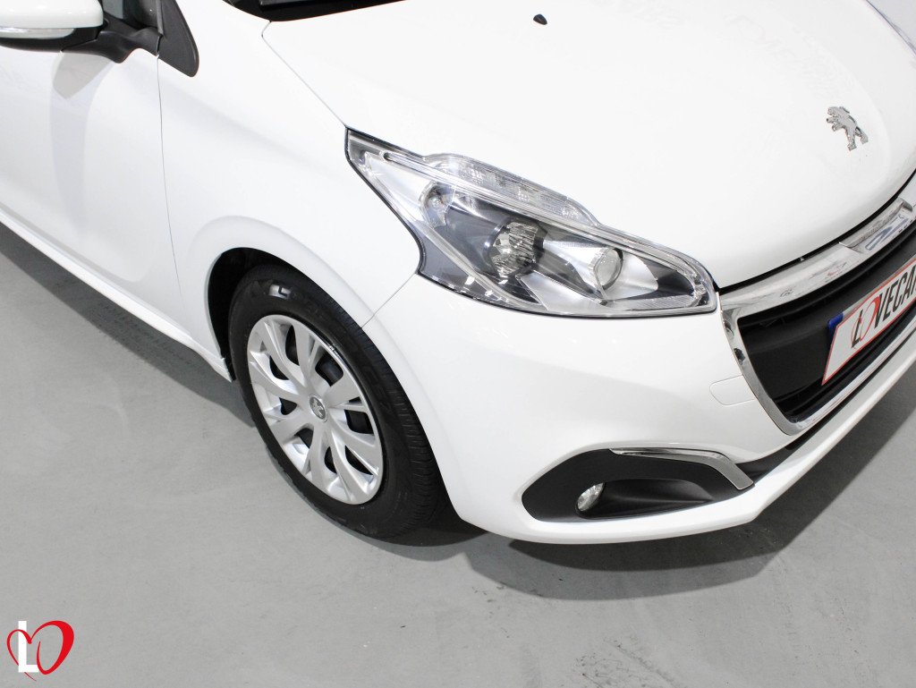 PEUGEOT 208 1.6 BlueHDI ACTIVE 75