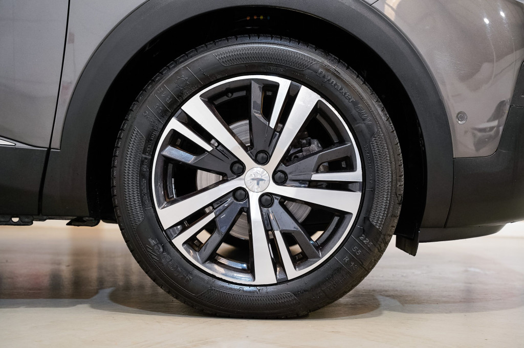 PEUGEOT 3008 BlueHDI S&S GT LINE 6 VEL 130