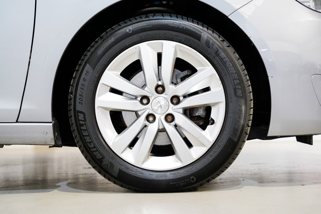 PEUGEOT 308 1.6 BLUEHDI ACTIVE 120