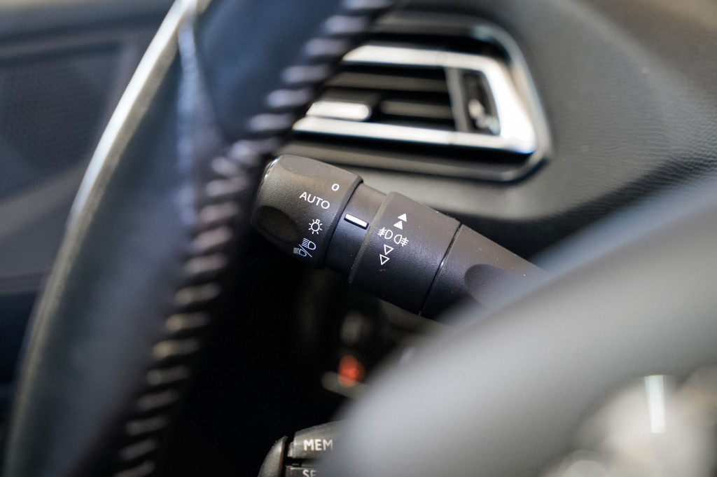 PEUGEOT 308 1.6 BLUEHDI ACTIVE 120