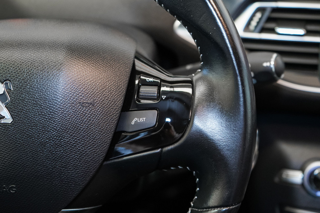 PEUGEOT 308 BLUEHDI ACTIVE 130