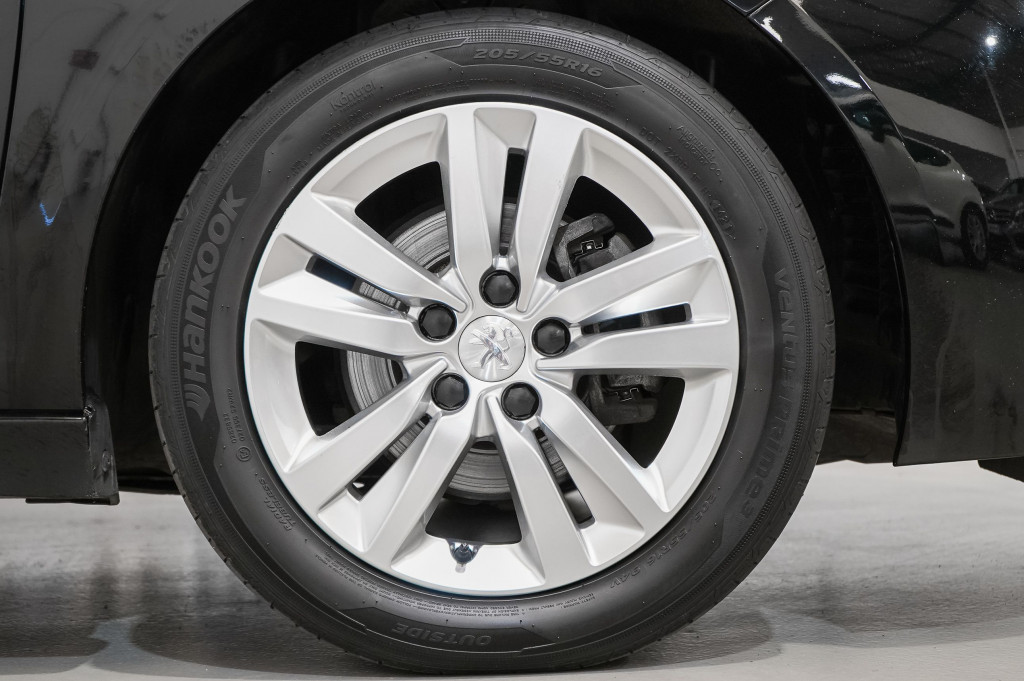 PEUGEOT 308 BLUEHDI ACTIVE 130
