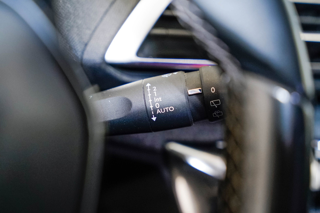PEUGEOT 5008 2.0 BLUEHDI ALLURE  150