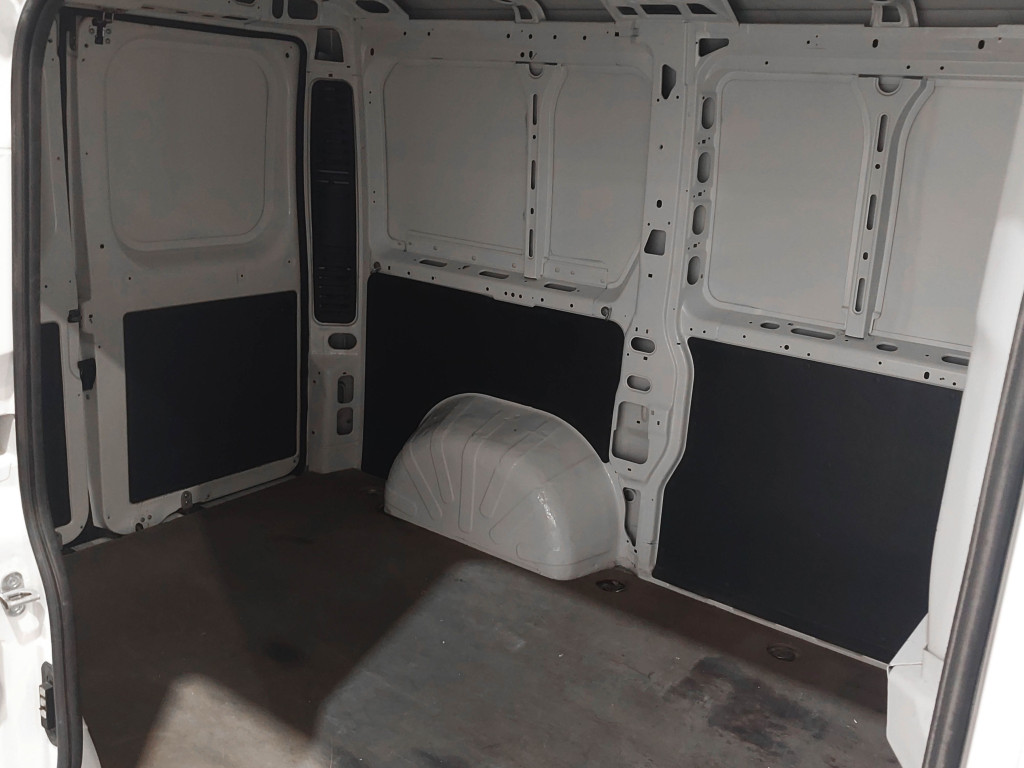 PEUGEOT BOXER BlueHDI 330 L1 H1 FURGÓN CERRADO 130