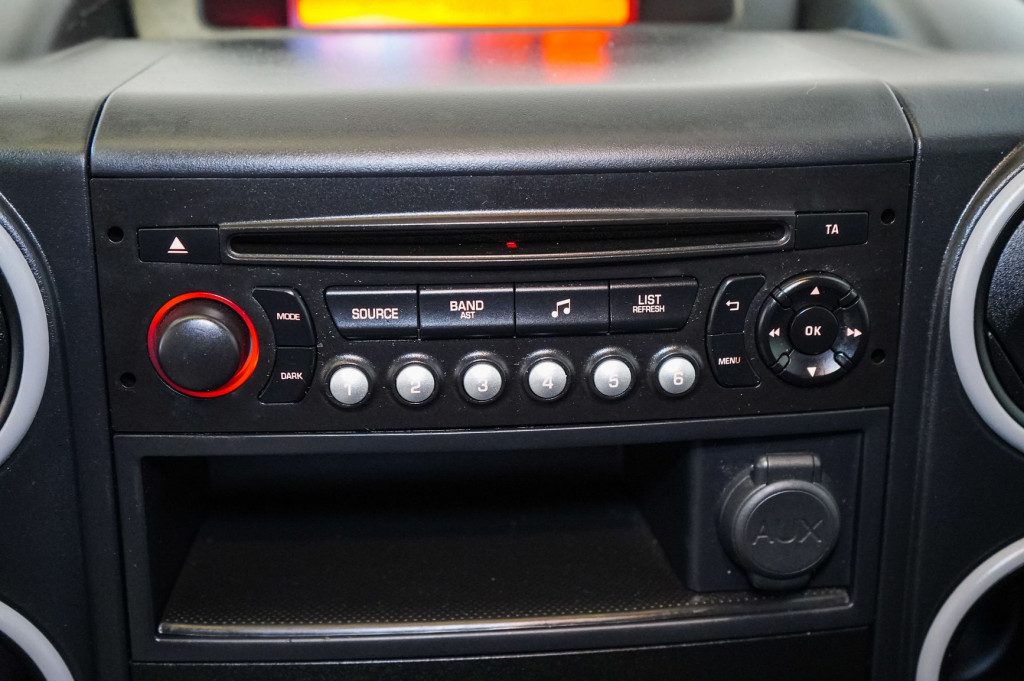 PEUGEOT PARTNER 1.6 BlueHDI COMBI TEPEE ACCESS 100