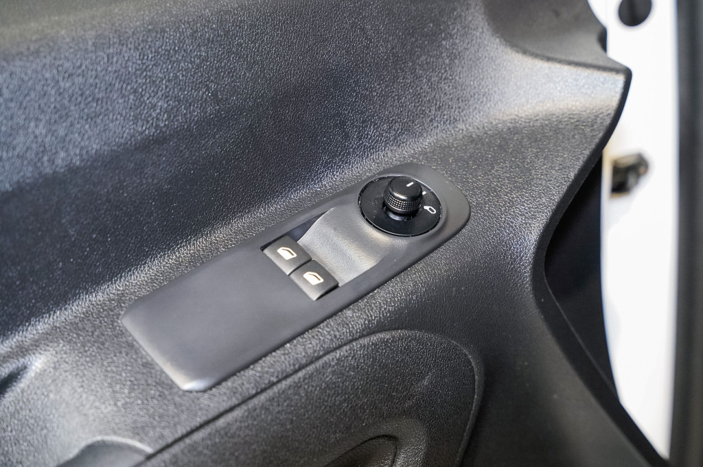 PEUGEOT RIFTER BlueHDI COMBI ACCESS STANDARD 75
