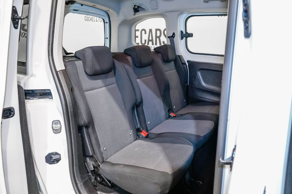 CITROEN BERLINGO 1.5 BlueHDI COMBI 5 PLAZAS LIVE 75 de segunda mano