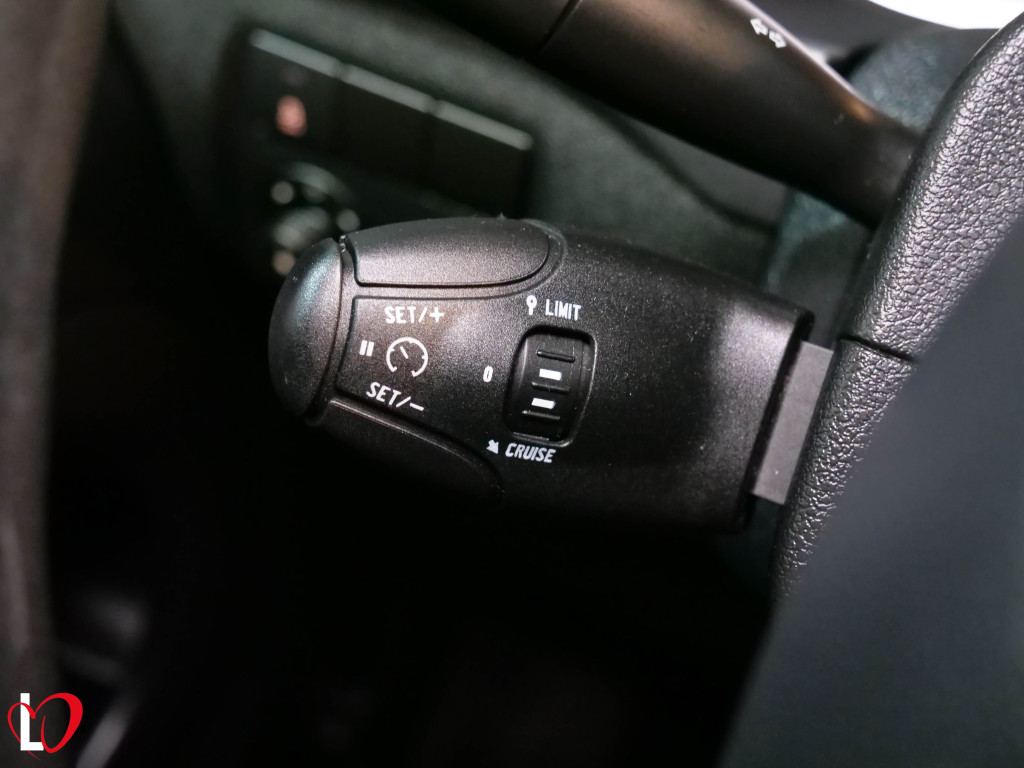 CITROEN BERLINGO 1.6 BlueHDI COMBI LIVE EDITION 100 de segunda mano