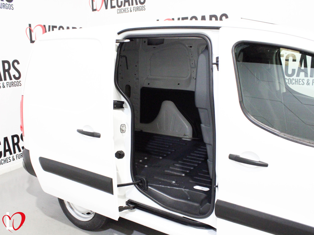 CITROEN BERLINGO 1.6 HDI FURGON XL 3 PLAZAS 100 de segunda mano