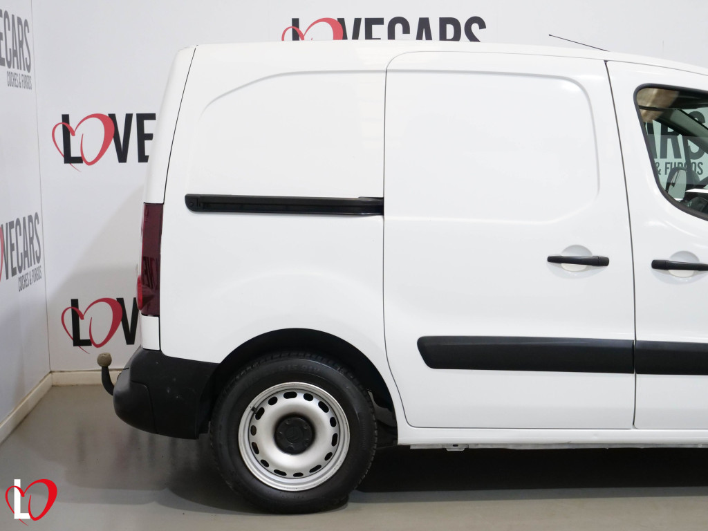 CITROEN BERLINGO BlueHDI FURGÓN CERRADO 100 de segunda mano