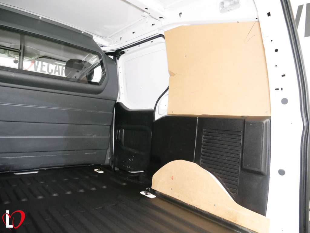 CITROEN BERLINGO BlueHDI FURGÓN CERRADO 100 de segunda mano