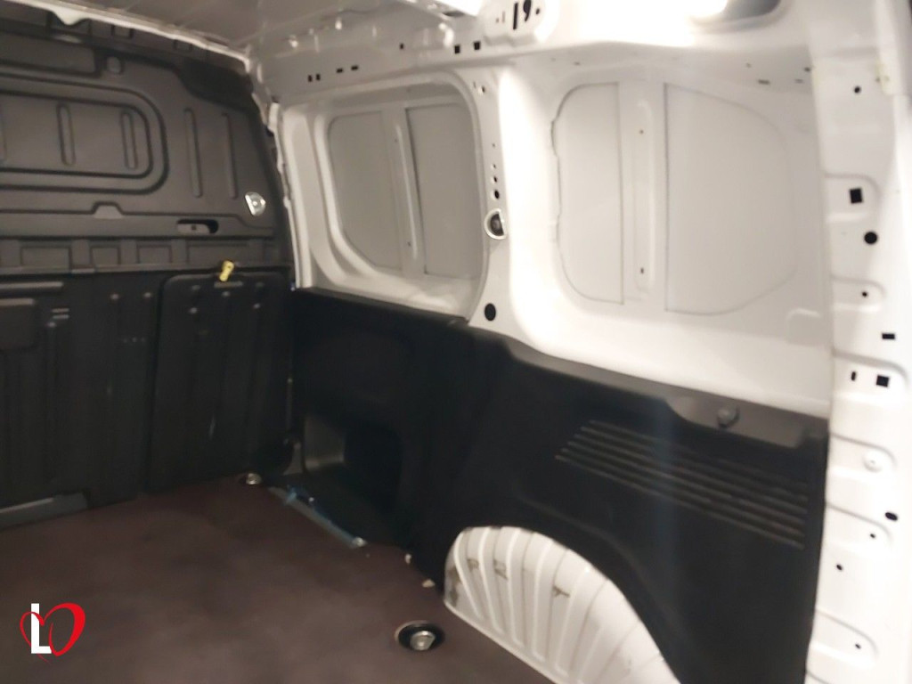 CITROEN BERLINGO BlueHDI FURGÓN CERRADO 3 PLAZAS 6 VEL 100 de segunda mano