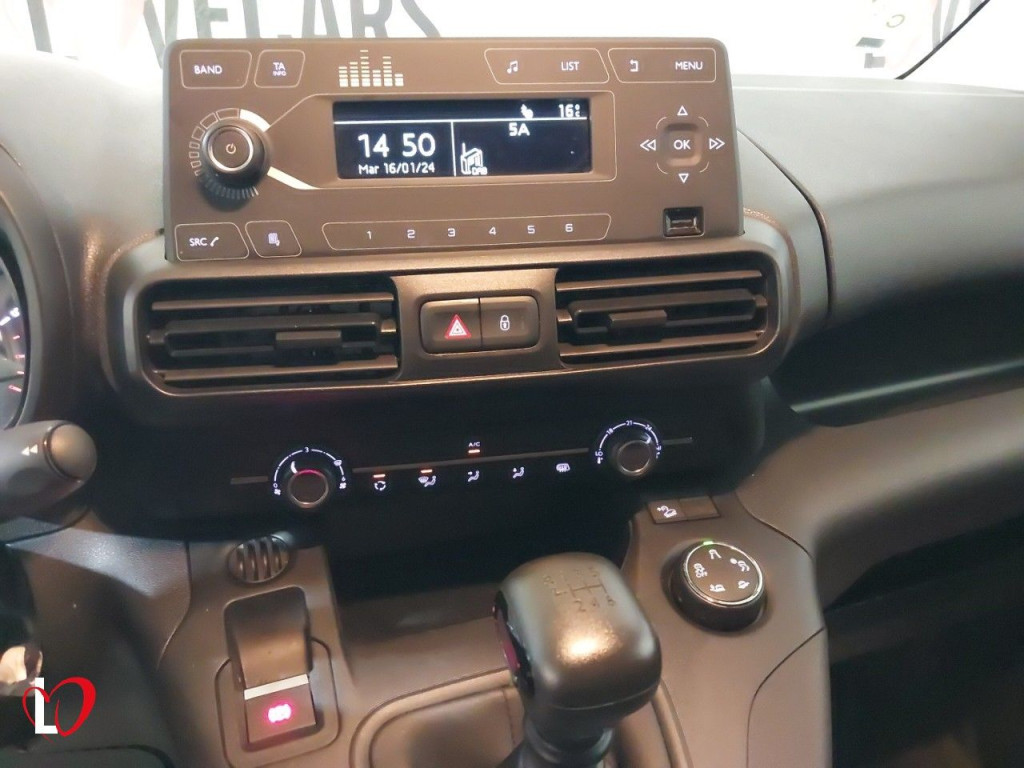 CITROEN BERLINGO BlueHDI FURGÓN CERRADO 3 PLAZAS 6 VEL 100 de segunda mano