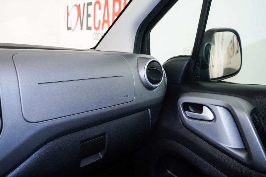 CITROEN BERLINGO BlueHDI MULTISPACE 20 ANIVERSARIO 6 VEL 120 de segunda mano