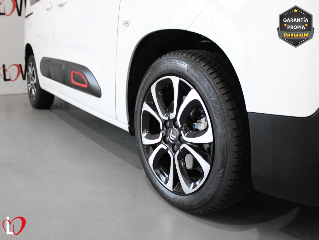 CITROEN BERLINGO BlueHDI S&S SHINE COMBI 6 VEL 130 de segunda mano
