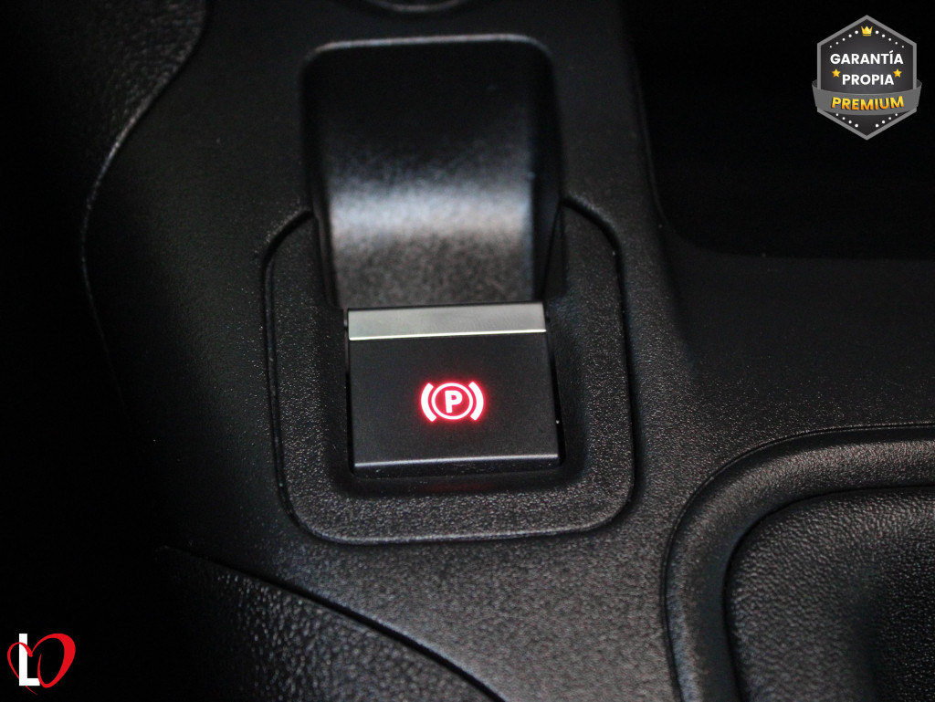 CITROEN BERLINGO BlueHDI S&S SHINE COMBI 6 VEL 130 de segunda mano